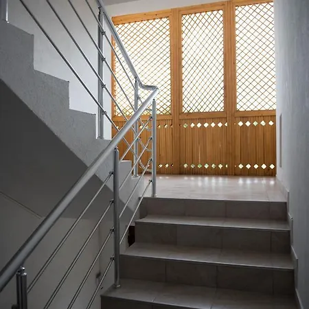 شقة فندقية Leader 3*